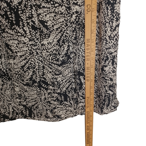 WHO WHAT WEAR Black Ivory Willow Print Car Wash Swing Skirt 6 (Small) - Picture 7 of 8